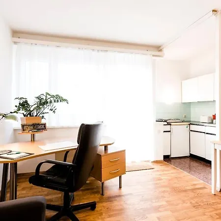 Studio13 And Cozy Appartement